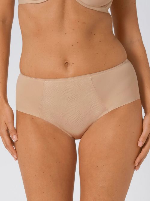 Essential Minimizer, Hipster, nude
