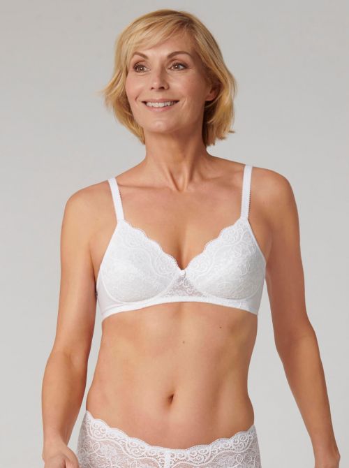 Amourette 300 P padded bra non-wired, white