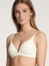 Cate non-wired triangle bra, cream
