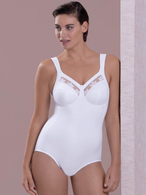 Sophia Body shaper without underwire, white