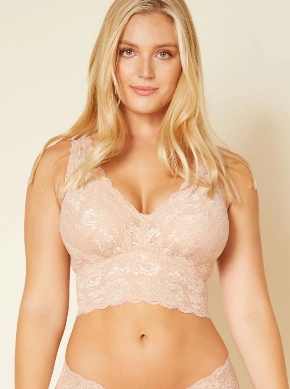 Plungie longline bralette without underwire, in stretch lace